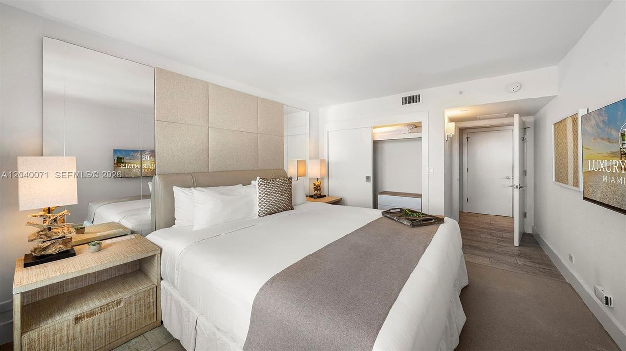 For Sale: $3,650,000 (2 beds, 2 baths, 1104 Square Feet)