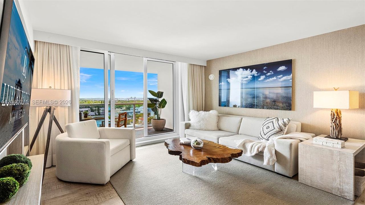 For Sale: $3,650,000 (2 beds, 2 baths, 1104 Square Feet)