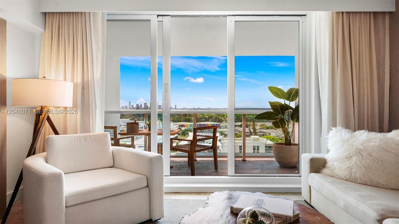For Sale: $3,650,000 (2 beds, 2 baths, 1104 Square Feet)