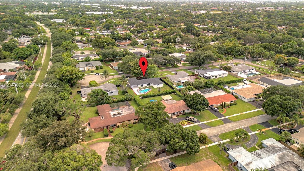 For Sale: $915,000 (3 beds, 2 baths, 2097 Square Feet)