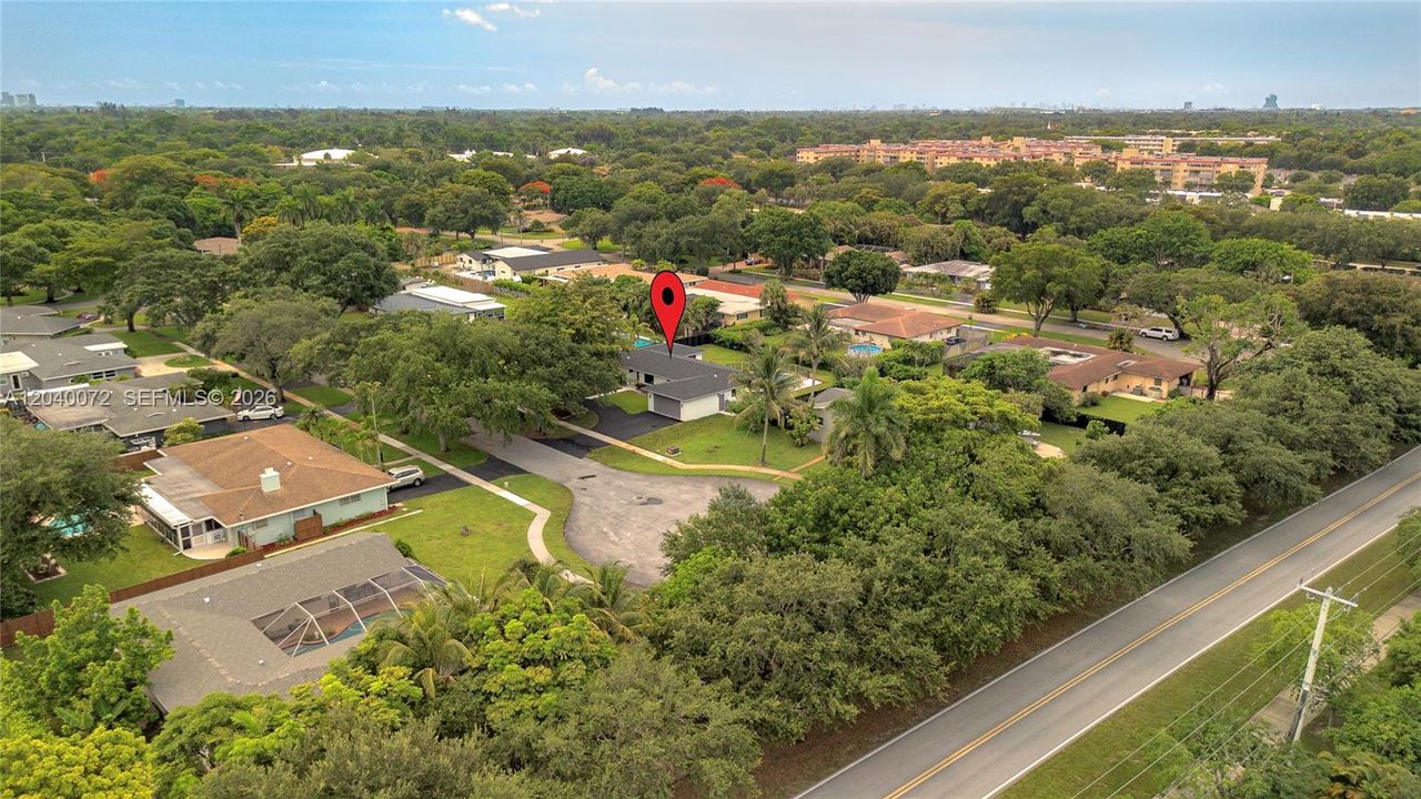 For Sale: $915,000 (3 beds, 2 baths, 2097 Square Feet)