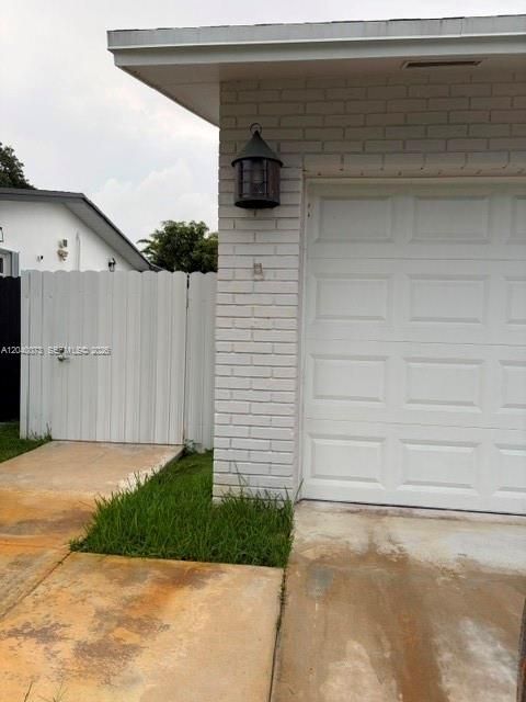 Entrance through the fence