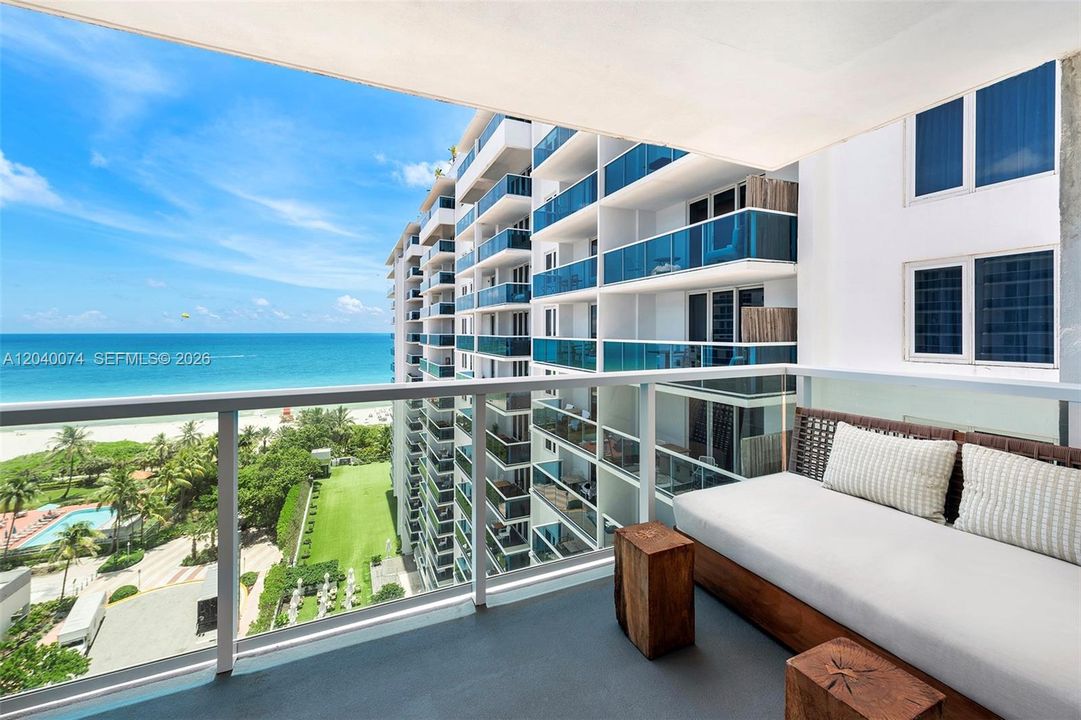 For Sale: $4,850,000 (2 beds, 2 baths, 1471 Square Feet)