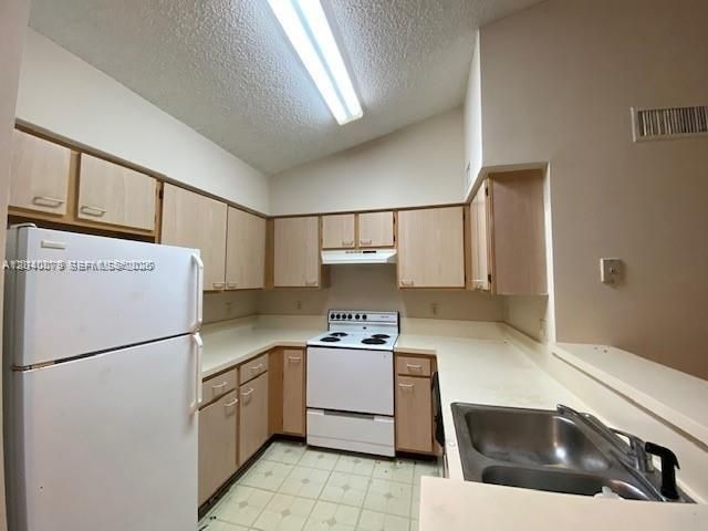 En Renta: $1,550 (1 camas, 1 baños, 741 Pies cuadrados)