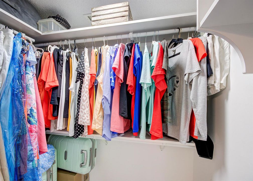 MASTER CLOSET