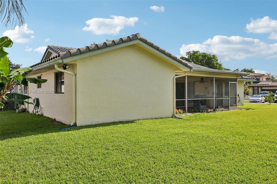 En Venta: $610,000 (3 camas, 2 baños, 2267 Pies cuadrados)