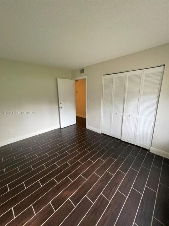 В аренду: $2,000 (2 спален, 2 ванн, 912 Квадратных фут)