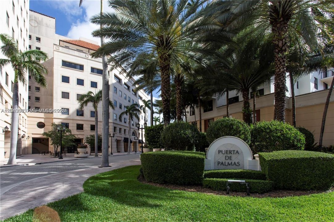 For Sale: $525,000 (2 beds, 2 baths, 1020 Square Feet)
