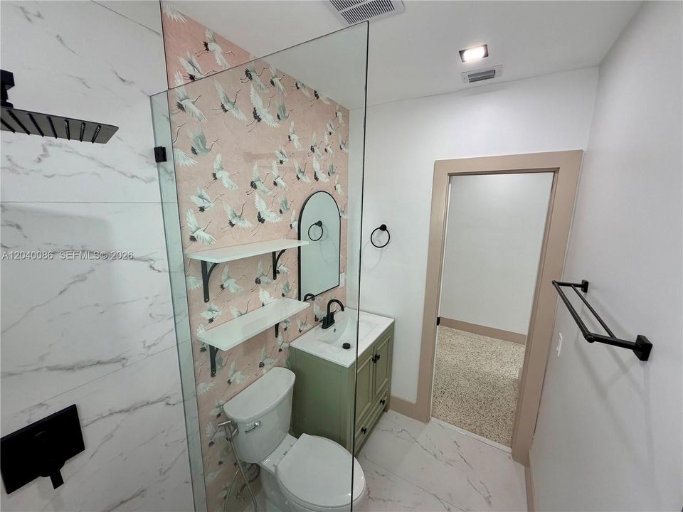 For Rent: $6,200 (3 beds, 2 baths, 1480 Square Feet)