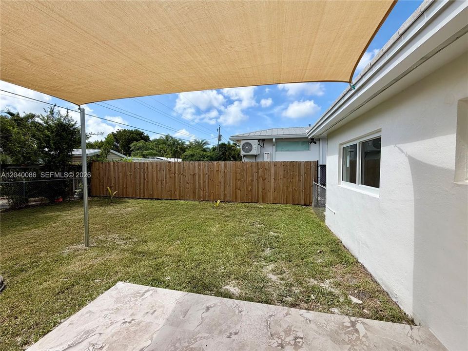 For Rent: $6,200 (3 beds, 2 baths, 1480 Square Feet)