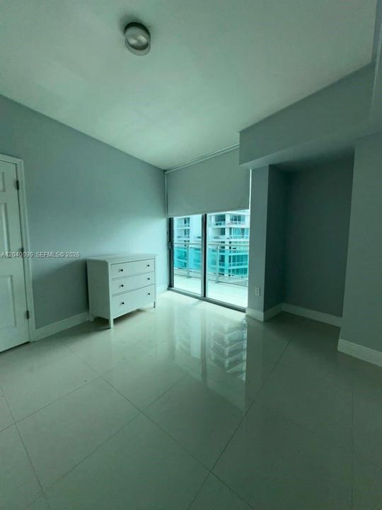 В аренду: $2,800 (1 спален, 1 ванн, 698 Квадратных фут)