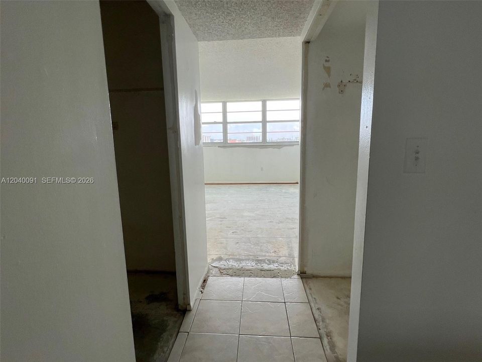 En Venta: $180,000 (1 camas, 1 baños, 778 Pies cuadrados)