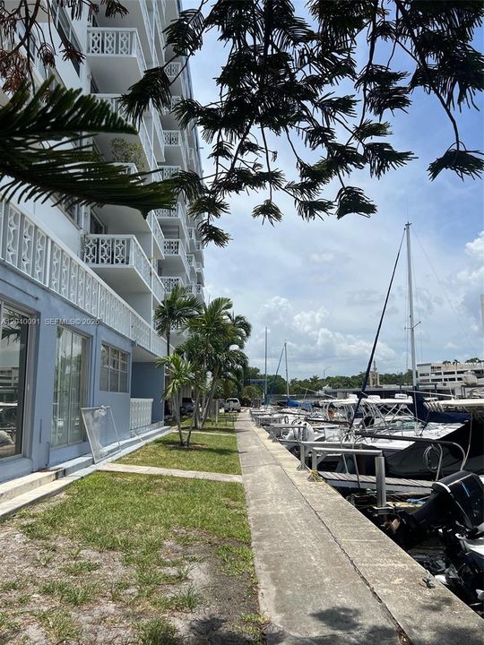 En Venta: $180,000 (1 camas, 1 baños, 778 Pies cuadrados)