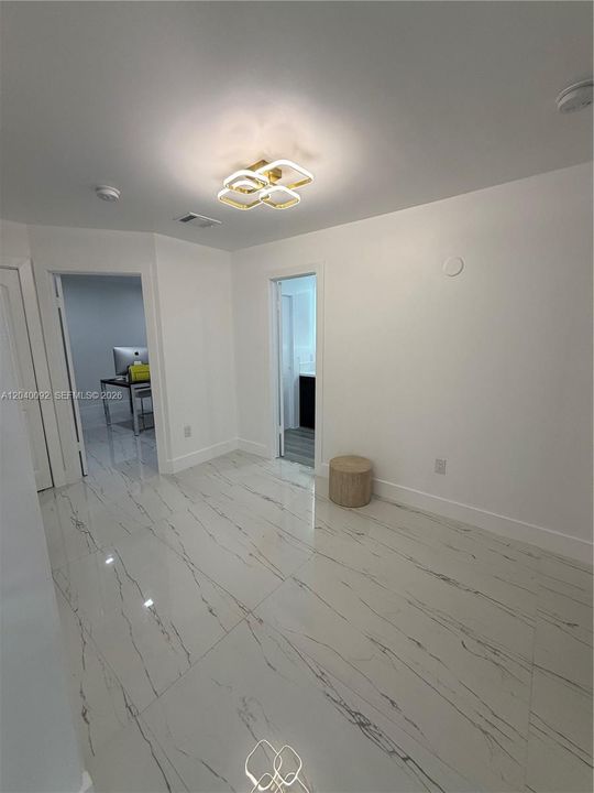 For Sale: $964,500 (3 beds, 2 baths, 2275 Square Feet)