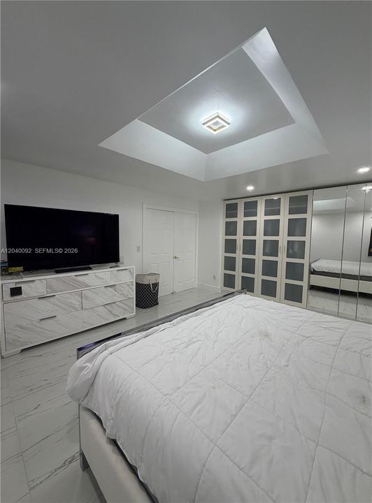 For Sale: $964,500 (3 beds, 2 baths, 2275 Square Feet)