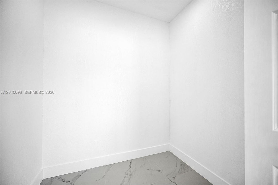 Vendido Recientemente: $680,000 (5 camas, 3 baños, 1614 Pies cuadrados)