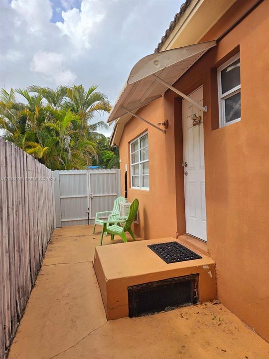 For Sale: $665,000 (3 beds, 2 baths, 1506 Square Feet)