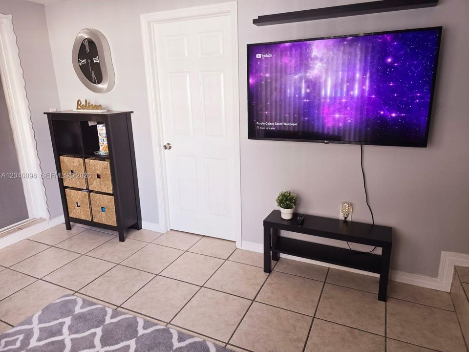 For Sale: $665,000 (3 beds, 2 baths, 1506 Square Feet)