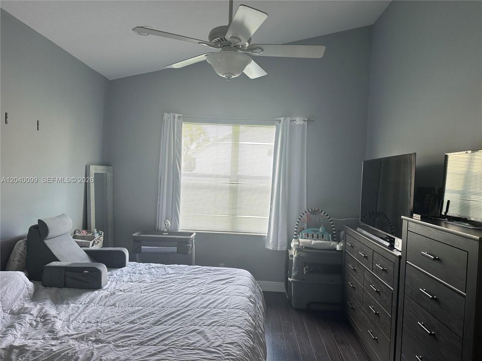 For Rent: $3,750 (3 beds, 2 baths, 1822 Square Feet)