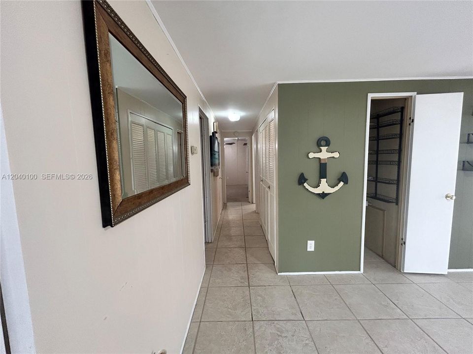 En Venta: $215,000 (3 camas, 2 baños, 1198 Pies cuadrados)