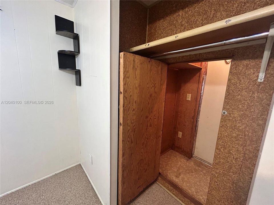 En Venta: $215,000 (3 camas, 2 baños, 1198 Pies cuadrados)