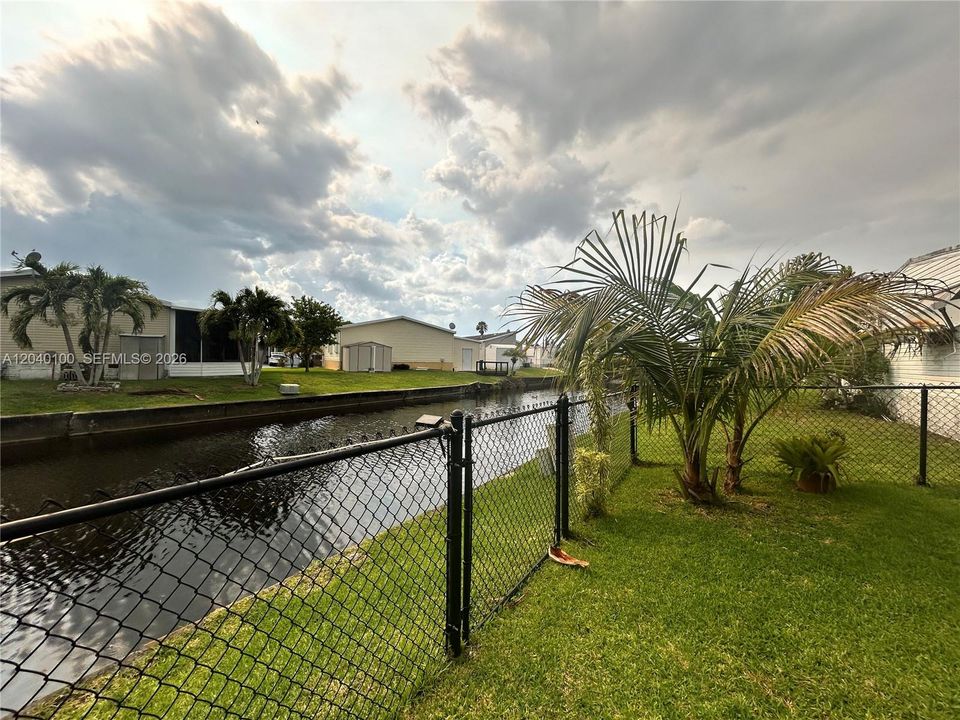 En Venta: $215,000 (3 camas, 2 baños, 1198 Pies cuadrados)