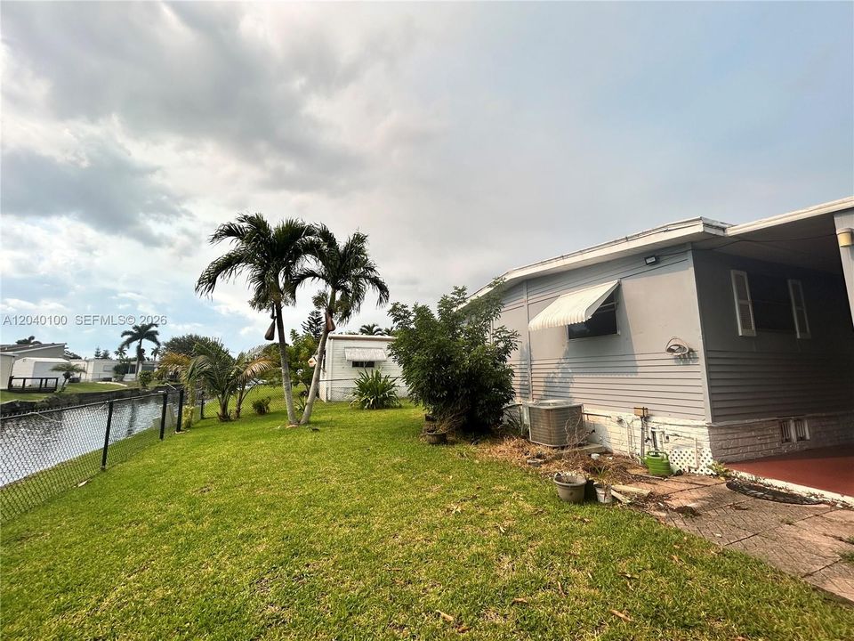 En Venta: $215,000 (3 camas, 2 baños, 1198 Pies cuadrados)