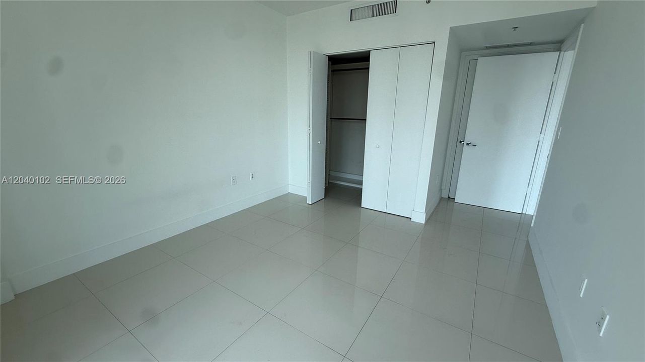 En Venta: $590,000 (2 camas, 2 baños, 1118 Pies cuadrados)
