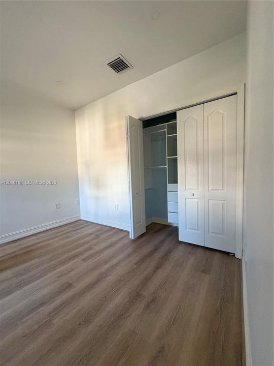 For Rent: $6,500 (3 beds, 2 baths, 2000 Square Feet)