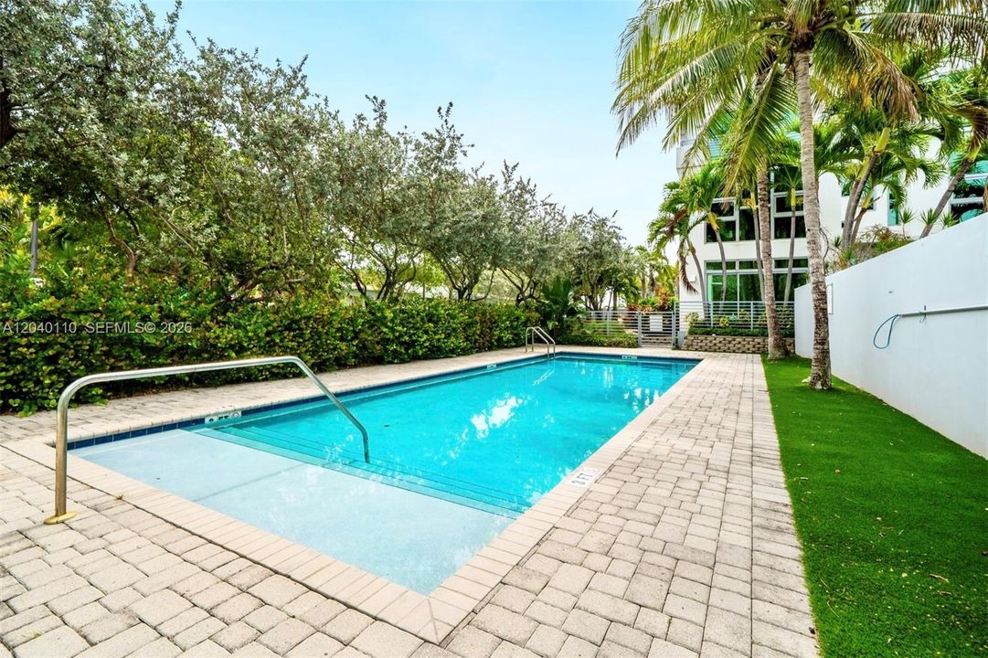 For Rent: $15,000 (3 beds, 3 baths, 2835 Square Feet)