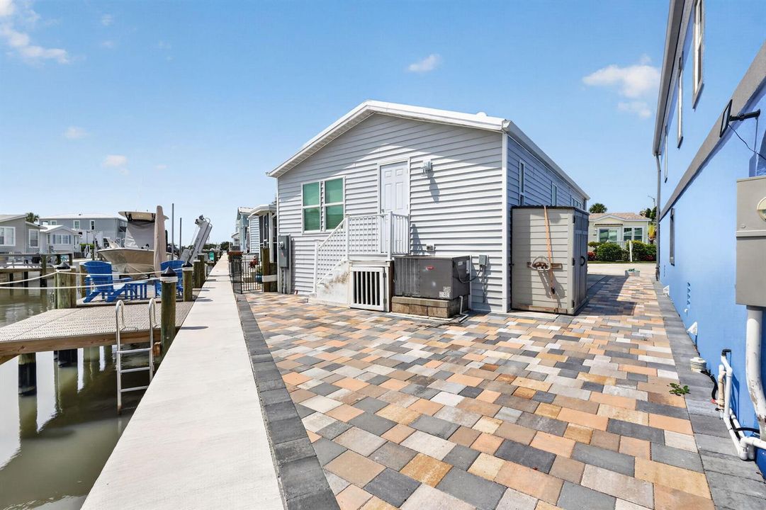 24-web-or-mls-5P1A9703