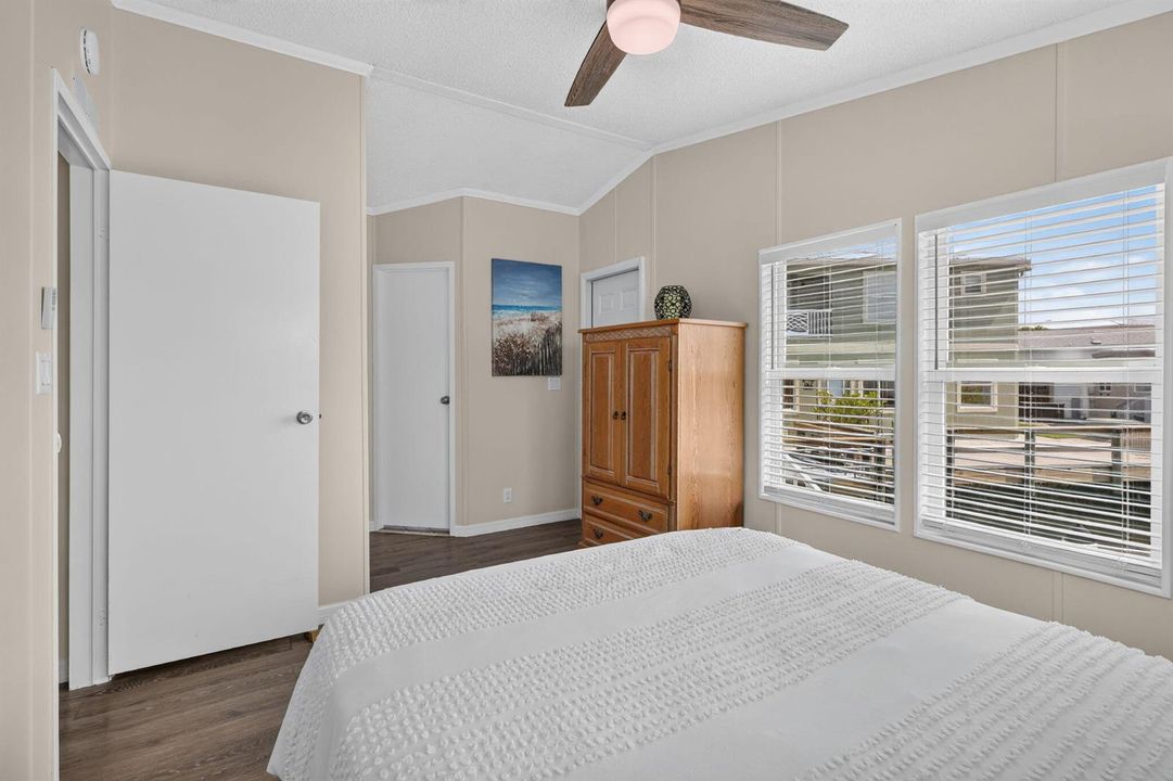 21-web-or-mls-5P1A9674