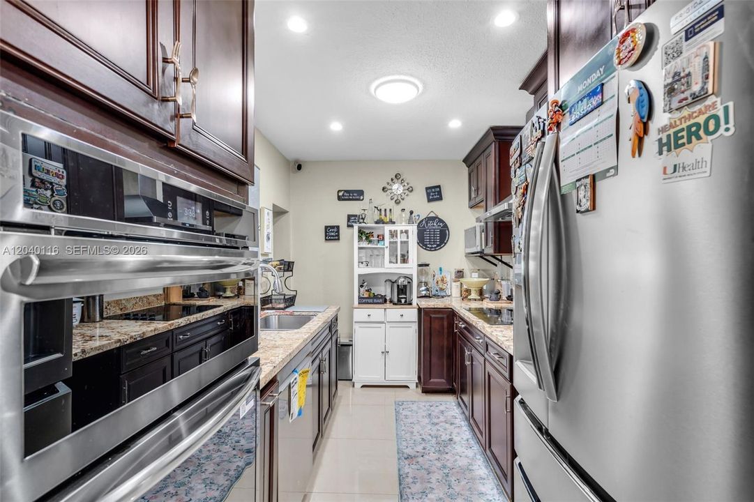 For Sale: $680,000 (3 beds, 2 baths, 1357 Square Feet)