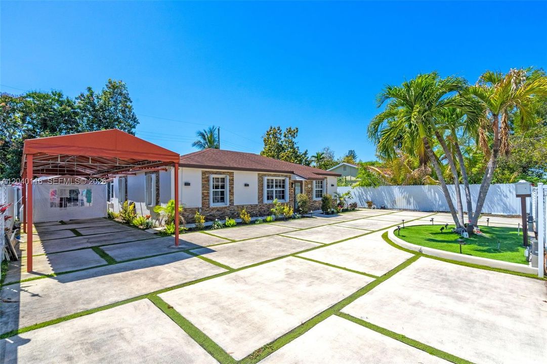 For Sale: $680,000 (3 beds, 2 baths, 1357 Square Feet)