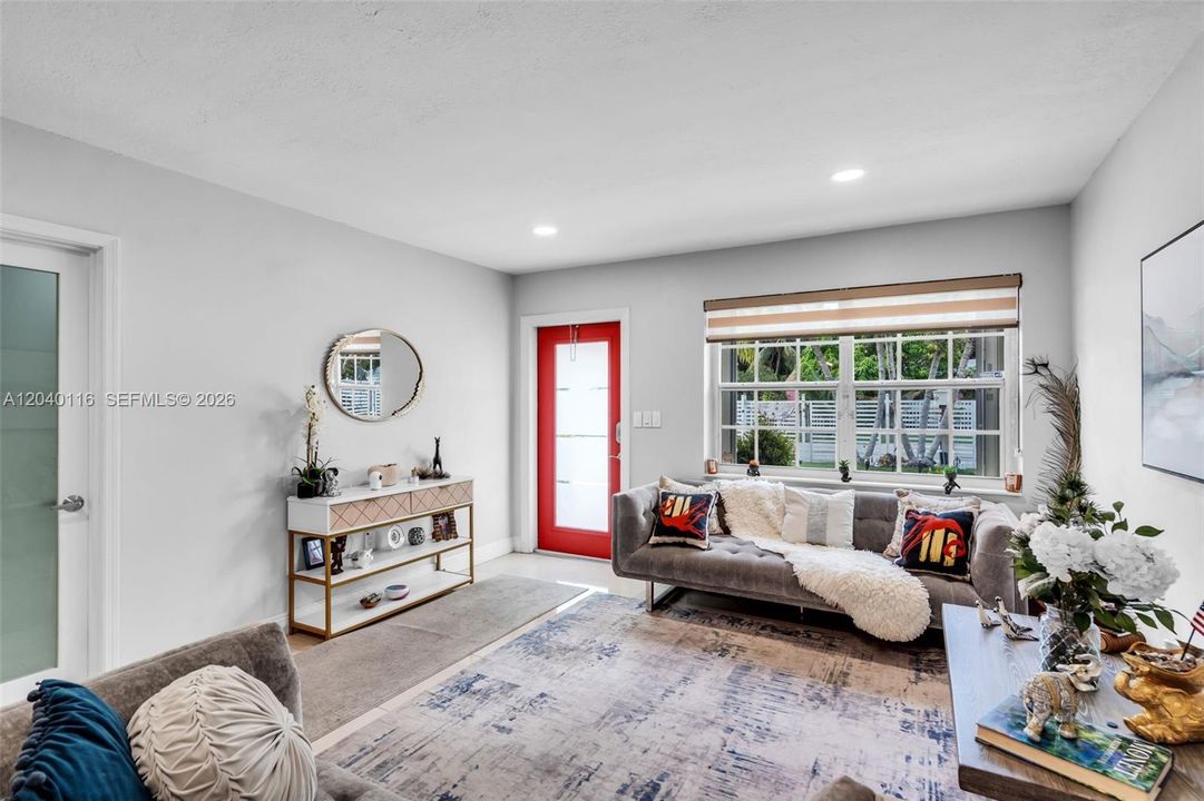 For Sale: $680,000 (3 beds, 2 baths, 1357 Square Feet)