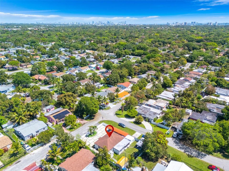 For Sale: $680,000 (3 beds, 2 baths, 1357 Square Feet)