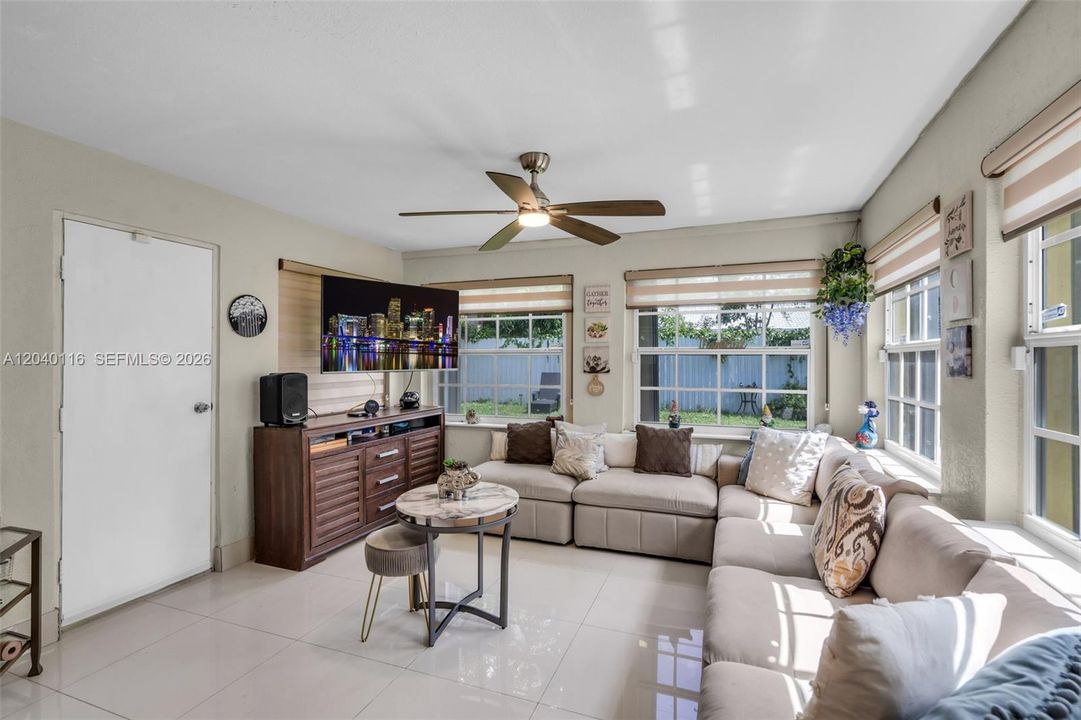 For Sale: $680,000 (3 beds, 2 baths, 1357 Square Feet)