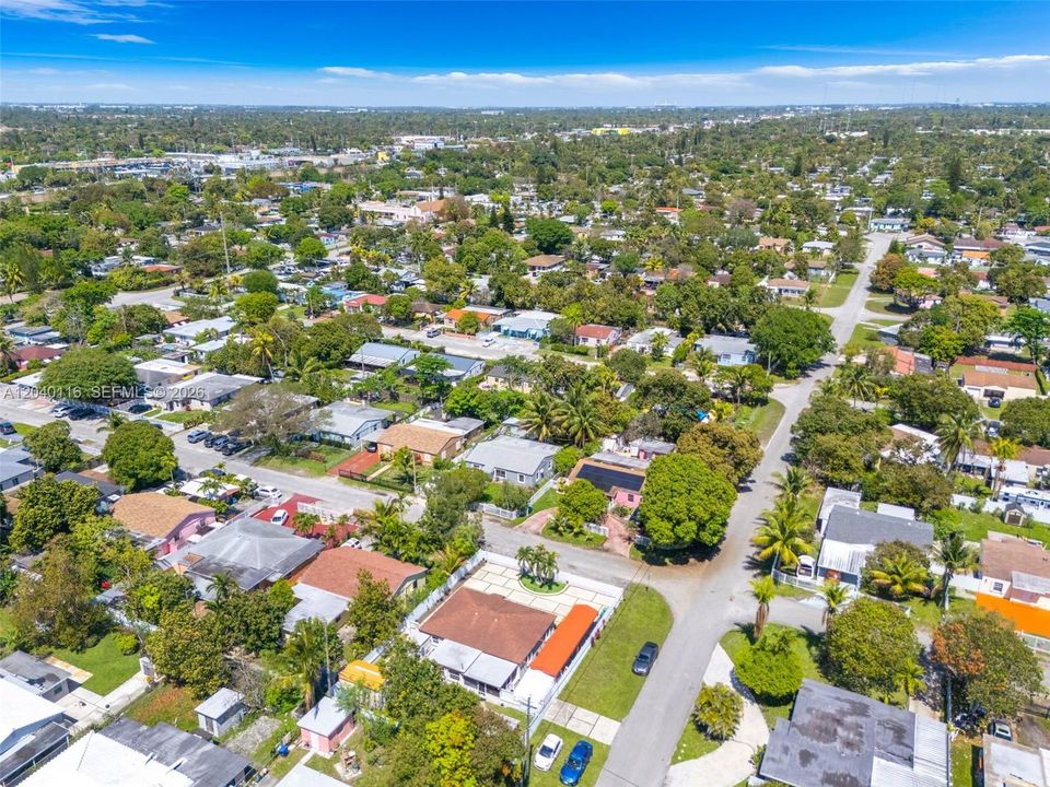For Sale: $680,000 (3 beds, 2 baths, 1357 Square Feet)
