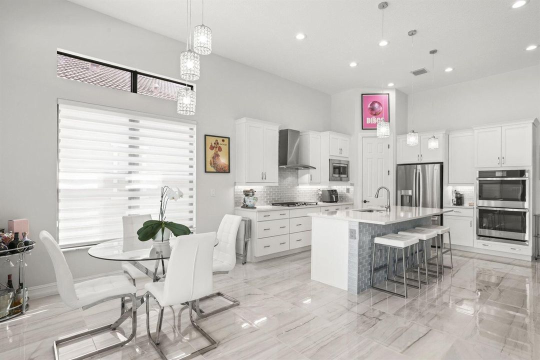Kitchen / Informal Eating