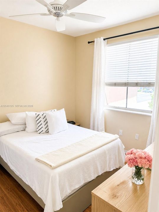 For Sale: $529,000 (3 beds, 2 baths, 1602 Square Feet)
