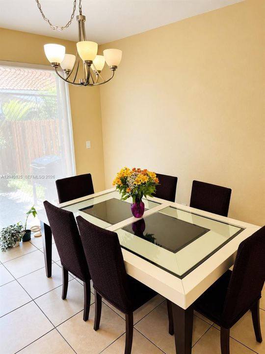 For Sale: $529,000 (3 beds, 2 baths, 1602 Square Feet)