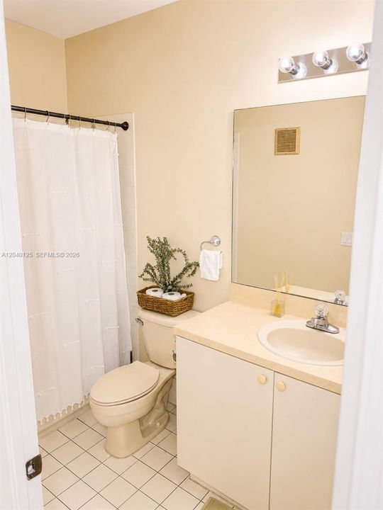 For Sale: $529,000 (3 beds, 2 baths, 1602 Square Feet)