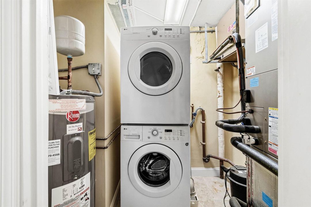 Washer & Dryer