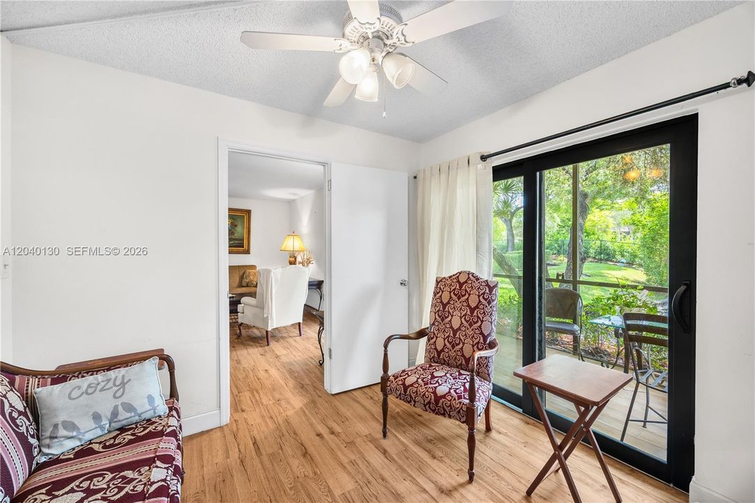 For Sale: $169,999 (2 beds, 2 baths, 1163 Square Feet)