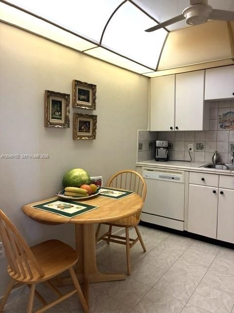 En Venta: $329,999 (2 camas, 2 baños, 1158 Pies cuadrados)