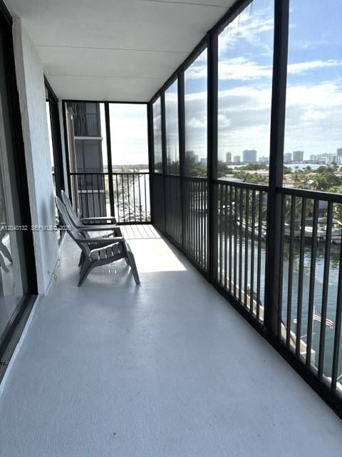 En Venta: $329,999 (2 camas, 2 baños, 1158 Pies cuadrados)