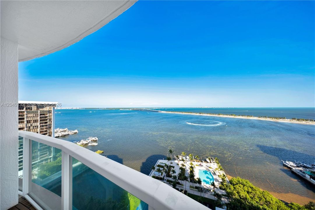 For Rent: $7,000 (2 beds, 2 baths, 1367 Square Feet)