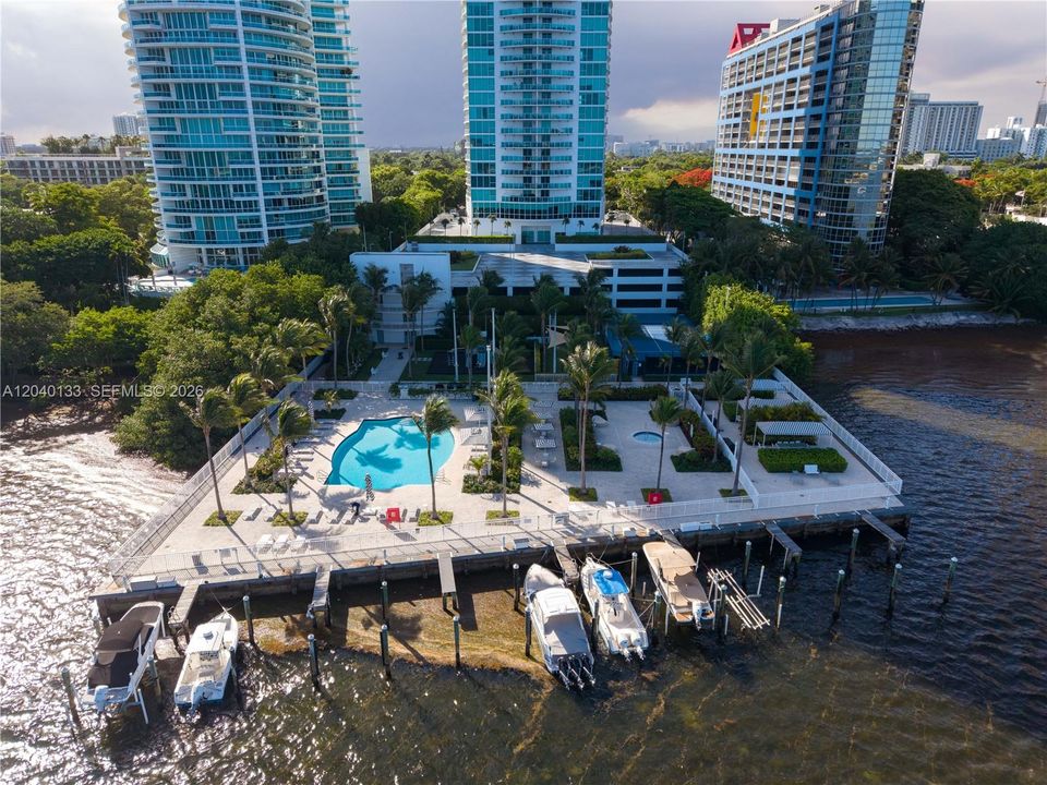 For Rent: $7,000 (2 beds, 2 baths, 1367 Square Feet)