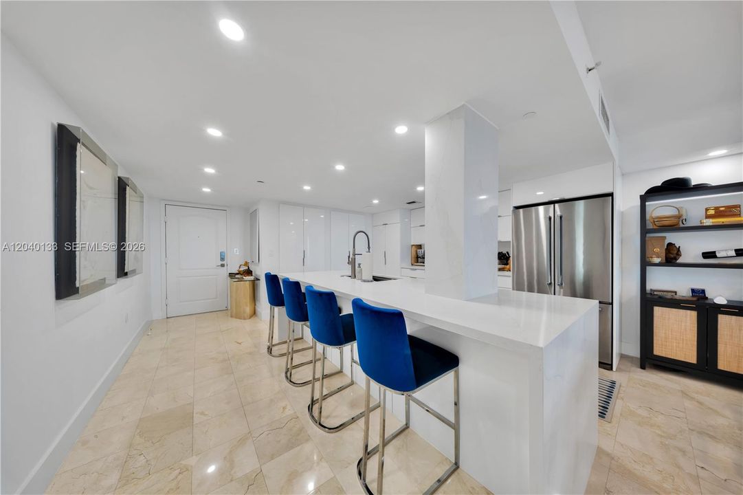 For Rent: $7,000 (2 beds, 2 baths, 1367 Square Feet)