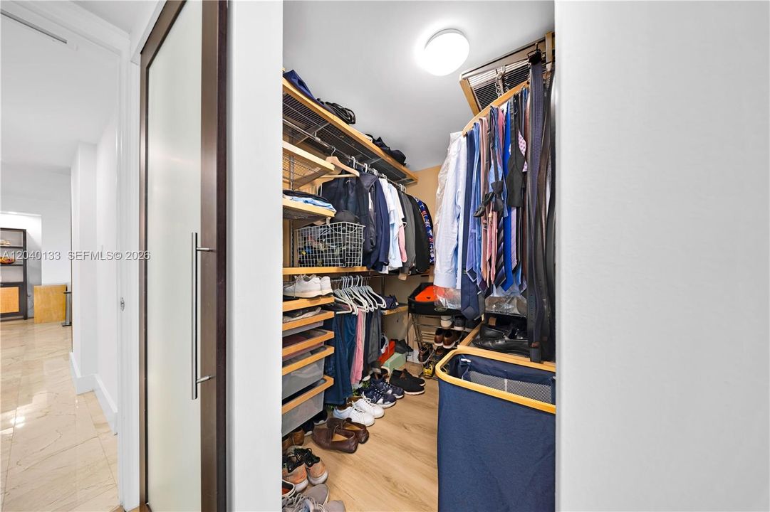 For Rent: $7,000 (2 beds, 2 baths, 1367 Square Feet)